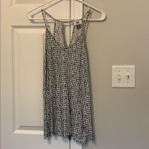 Women’s Old Navy black and white tank top size XS